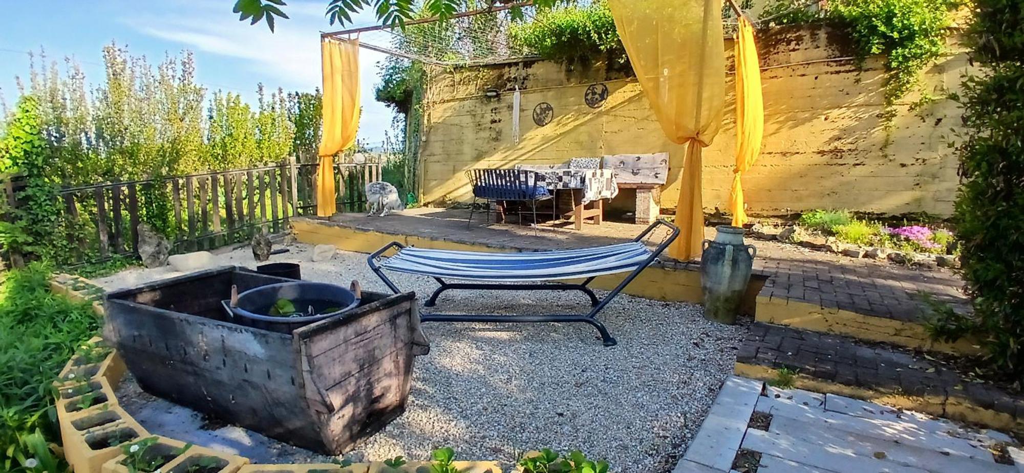 Casa Vacanza Il Colle Del Vento Calosso المظهر الخارجي الصورة